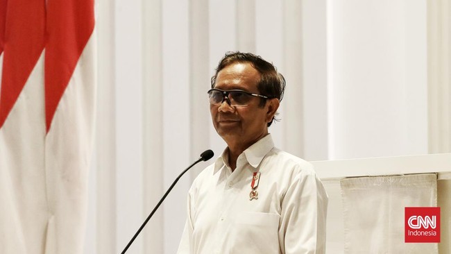 Menko Polhukam Mahfud MD menyatakan pemerintah saat ini terus memantau situasi evakuasi WNI dari wilayah konflik di Sudan.