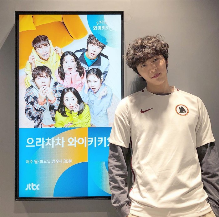 Namanya pun kian dikenal setelah membintangi berbagai judul drama populer, seperti Age of Youth (2016), Welcome To Waikiki 2 (2019), Mystic Pop-Up Bar (2020), Bossam: Steal The Feat (2021), dan lainnya./ Foto: instagram.com/shintop20