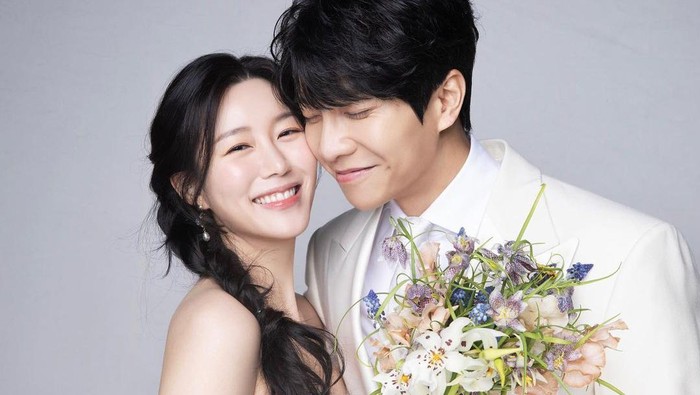 Pasangan Artis Korea Lee Seung Gi dan Lee Da In Sambut Kehadiran Anak Kedua