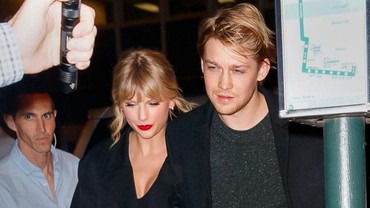 img-title Benarkah Taylor Swift yang Minta Putus dari Joe Alwyn?