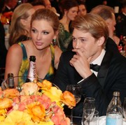 Patah Hati Internasional, Taylor Swift dan Joe Alwyn Putus Setelah 6 Tahun Pacaran
