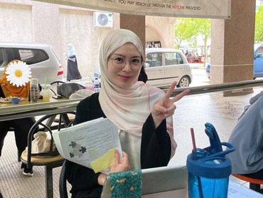 7 Potret Terbaru Ayana Moon Selebgram Asal Korea yang Mualaf & Berhijab