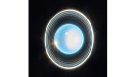 Mengintip Uranus, Planet Bercincin Impian Elon Musk