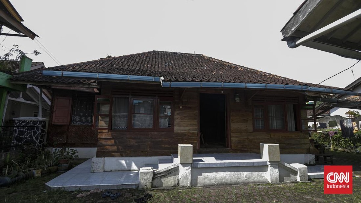 FOTO: Mengunjungi Rumah Pengasingan Cut Nyak Dien di Sumedang