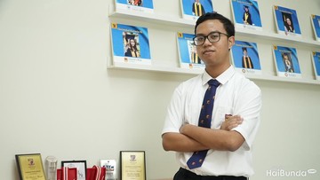 DAZZLE SANGAT BERTANGGUNG JAWAB DAN MANDIRI