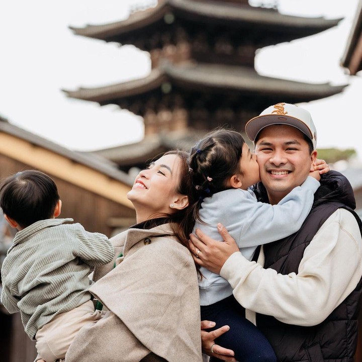 <p><em>"Sehat selalu kalian berempat,"</em> kata seorang netizen dengan menyisipkan emoticon hati. <em>"Suka banget sama keluarga Alinskie ini. GBU,"</em> tutur netizen lainnya. (Foto: Instagram: @chelseaoliviaa)</p>