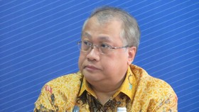 Rahmat Waluyanto, dari Sarjana Ekonomi UGM Hingga Wakil Ketua OJK