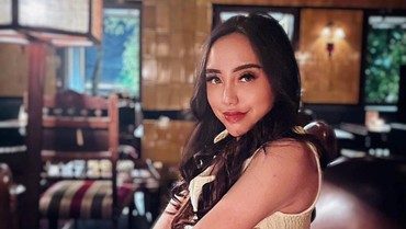 Move On dari Pendeta, Salmafina Sunan Pacari Duda Lebih Tua 13 Tahun