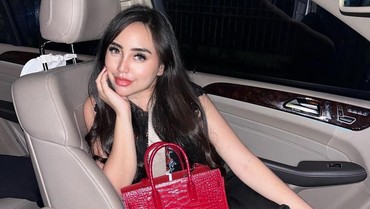 img-title Ternyata Ini Alasan Salmafina Sunan Mau Menjalin Asmara dengan Duda