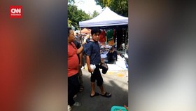 VIDEO: Warga Tangkap Pria Berbelanja Gunakan Uang Palsu