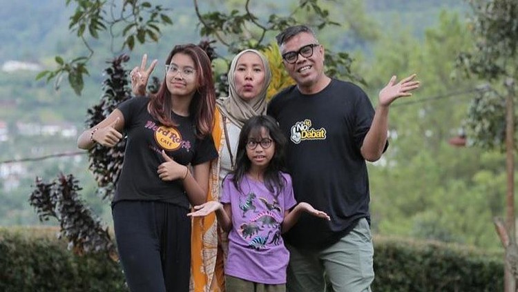 Abdel Achrian Keluarga Abdel Achrian
