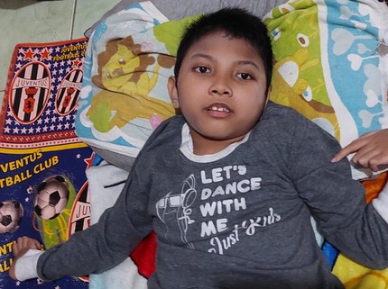 Kisah Sedih Alvino, Anak Cerebral Palsy yang Berjuang Sendiri Tanpa Ayah Ibu