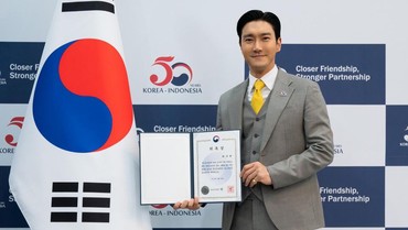 img-title Choi Siwon Jadi Duta Hubungan Diplomatik Korea dan Indonesia yang ke-50