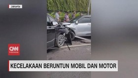 VIDEO: Kecelakaan Beruntun Mobil dan Motor