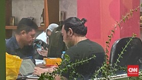 Rombongan OTT dari Semarang Tiba di Kantor KPK