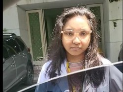 Heboh Wanita Berjas Dokter Ngamuk Buka Paksa Mobil Orang di Medan