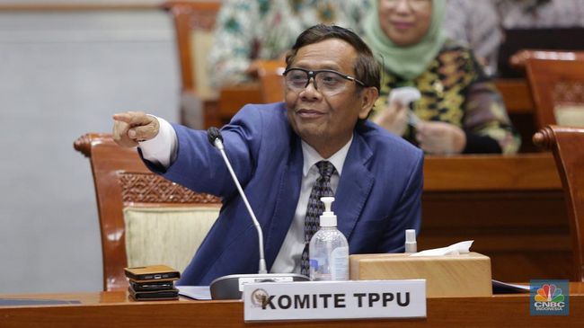 Blak-blakan Mahfud MD Tolak Jadi Cawapres Anies Baswedan