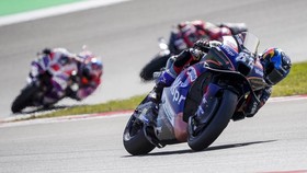 Bos RNF soal Oliveira Gantikan Marquez di Honda: Tidak Akan!