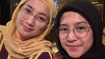 Larang Ibunda Datang ke Kampus, Anak Desy Ratnasari: Waktu SMA Pernah...
