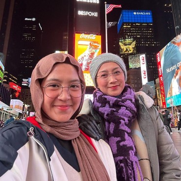 Respons Desy Ratnasari Jika Dilangkahi Anak untuk Menikah