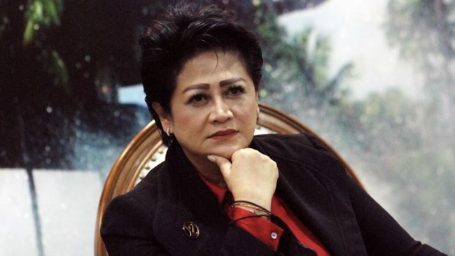 Pengamat militer Connie Rakahundini Bakrie dilaporkan ke Polres Metro Jakarta Selatan buntut pernyataan yang menyebut polisi mempunyai akses terhadap Sirekap.