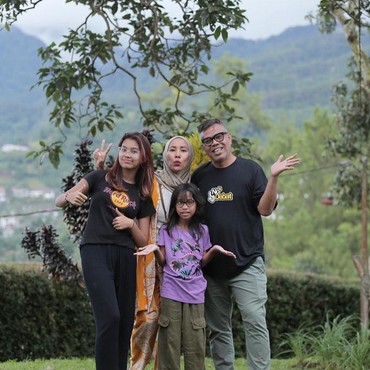 Terpopuler: Anak Sulung Abdel Achrian dari Istri ke-2 Vs Reaksi Adik Teuku Ryan