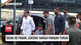 VIDEO: Sidak ke Pasar, Jokowi: Harga Pangan Turun