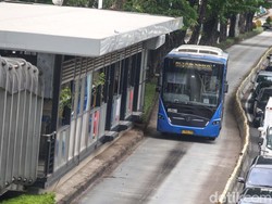 Heboh Mobil Pelat RI-24 Masuk Busway, Polisi Koordinasi dengan TransJ