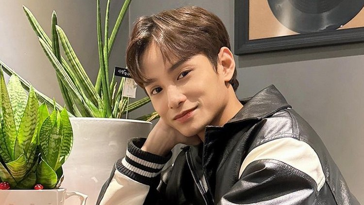 Zayyan, Idol KPop Ganteng Asal Indonesia Setelah Dita Karang Zayyan, Idol KPop Ganteng Asal Indonesia Setelah Dita Karang