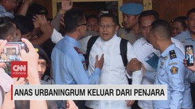 VIDEO: Anas Urbaningrum Keluar dari Penjara