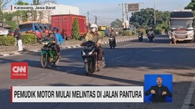 VIDEO: Mudik Lebih Awal, Pemudik Motor Mulai Melintas di Jalan Pantura