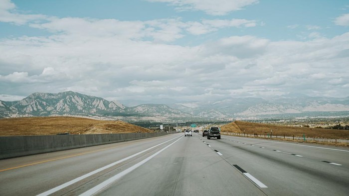 Ternyata Singkatan, Umur Berapa Kamu Baru Tahu Kepanjangan Jalan Tol?