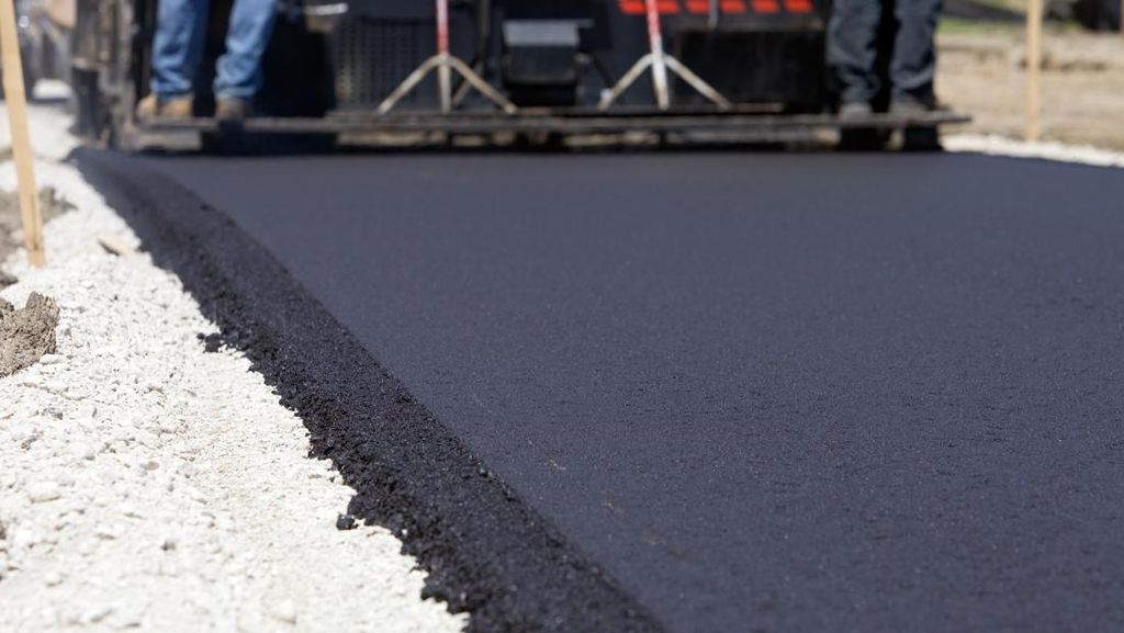 Perang Iran Bikin Aspal Makin Mahal, Menteri PU Dorong Produksi Lokal