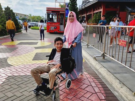 Kabar Terbaru Anak Cerebal Palsy Penghafal Al-Qur'an yang Dulu Kakinya Dicium Syekh Ali Jaber
