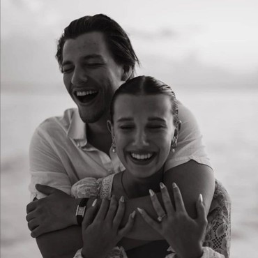 Umumkan Tunangan di Usia 19 Tahun, Millie Bobby Brown Tuai Kritik Pedas