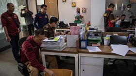 Kejaksaan Geledah Kantor PT Semen Baturaja di Palembang