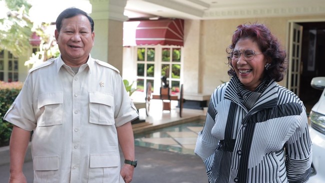 Susi Pudjiastuti bertemu Menhan Prabowo Subianto di kantor Kemhan pada Rabu (12/4). Mengenang masa lalu hingga isu pertahanan dibahas.