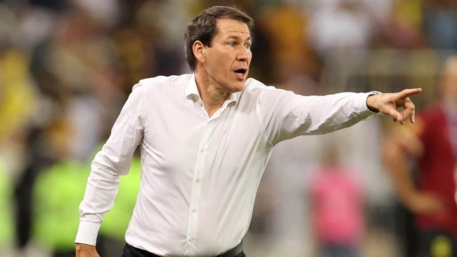 Pelatih Rudi Garcia dilaporkan akan dipecat Al Nassr jika gagal menang pada pertandingan berikutnya melawan Al Hilal.