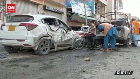 VIDEO: 2 Polisi Tewas Saat Ledakan Bom di Pakistan. 15 Orang Terluka