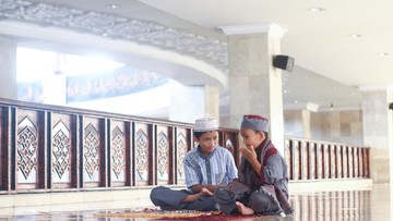 KEUTAMAAN MEMBACA DOA SETELAH ADZAN