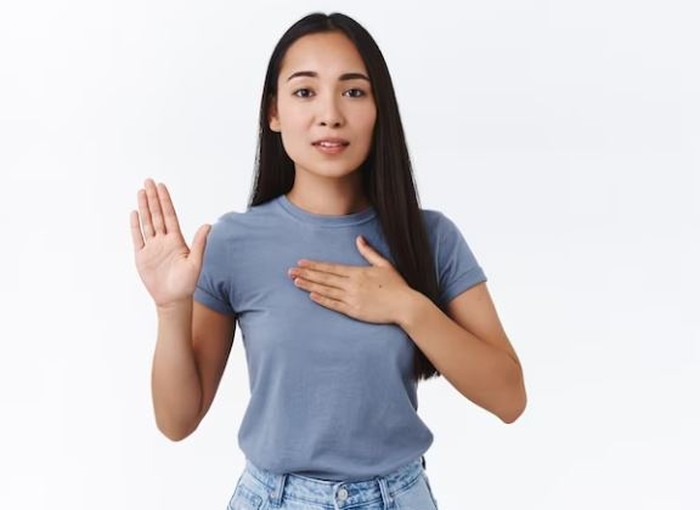 Kalimat “Aku bersumpah aku mengatakan yang sebenarnya” adalah kalimat upaya untuk menipu. Kalimat itu memaksa orang lain untuk percaya.