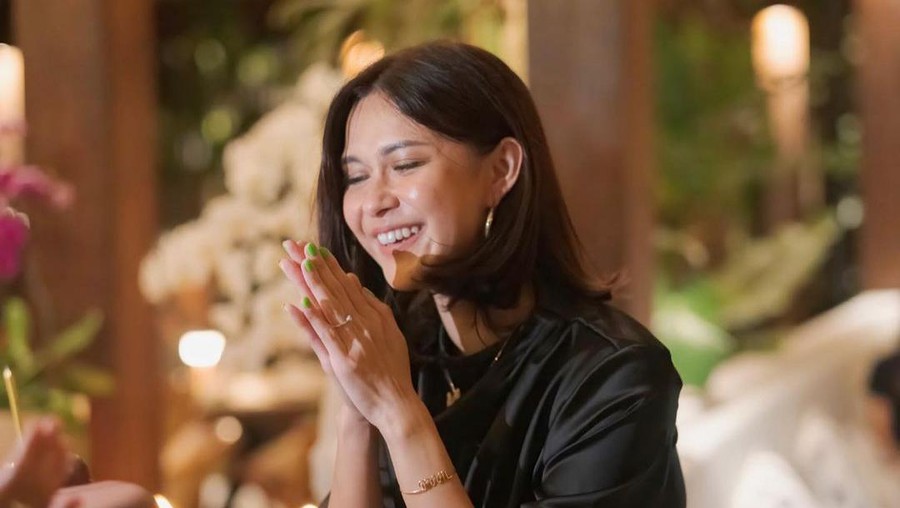 nana mirdad Nana Mirdad merayakan ulang tahunnya ke-38.