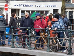 Amsterdam Cinta Uang, Pajak Turis Bakal Naik Lagi Untuk Kas Kota