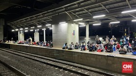 7 Perjalanan Commuter Terganggu Pemadaman Listrik Stasiun Manggarai