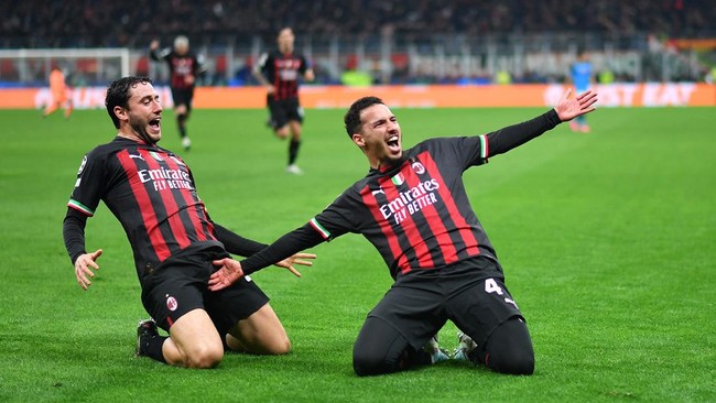 Kendati lebih banyak diserang, Milan bisa memenangkan laga melawan Napoli pada leg pertama perempat final Liga Champions.