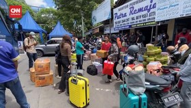 VIDEO: Mahasiswa Rantau Dominasi Arus Mudik di Terminal Jombor Sleman