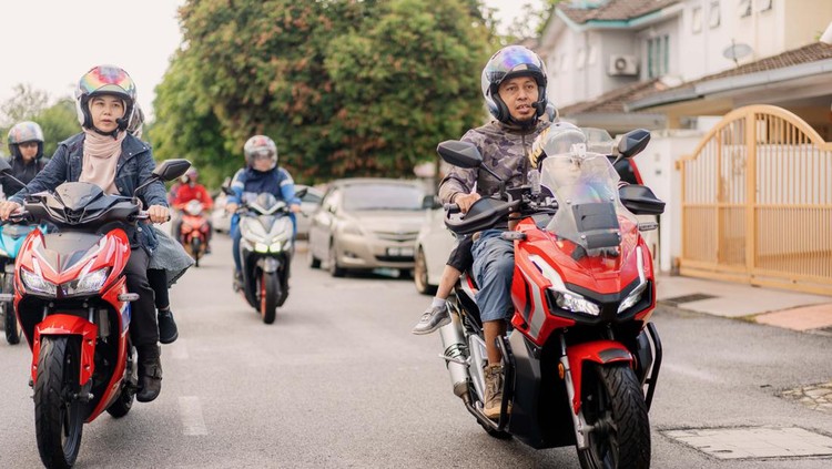 Usia anak boleh diajak naik motor dalam perjalanan jauh