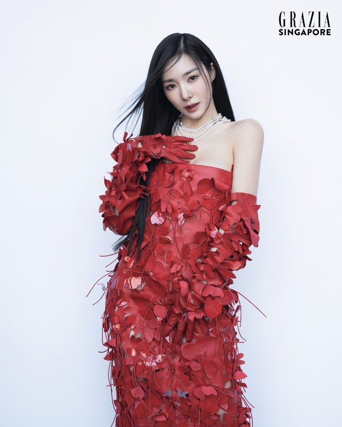 Grazia Singapore mengenalkan bintang utama majalah edisi April yaitu Tiffany Young sebagai seniman bertalenta di bidang musik dan akting yang telah lama berkiprah di industri hiburan selama lebih dari 15 tahun/ Foto: grazia.sg
