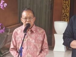 Koster: Bali Butuh Turis, tapi Bukan Bule Nakal