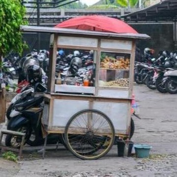 img-title Wow! Ternyata Ini 5 Alasan Street Food Cenderung Lebih Enak daripada Menu Restoran atau Rumahan, Sudah Tahu?